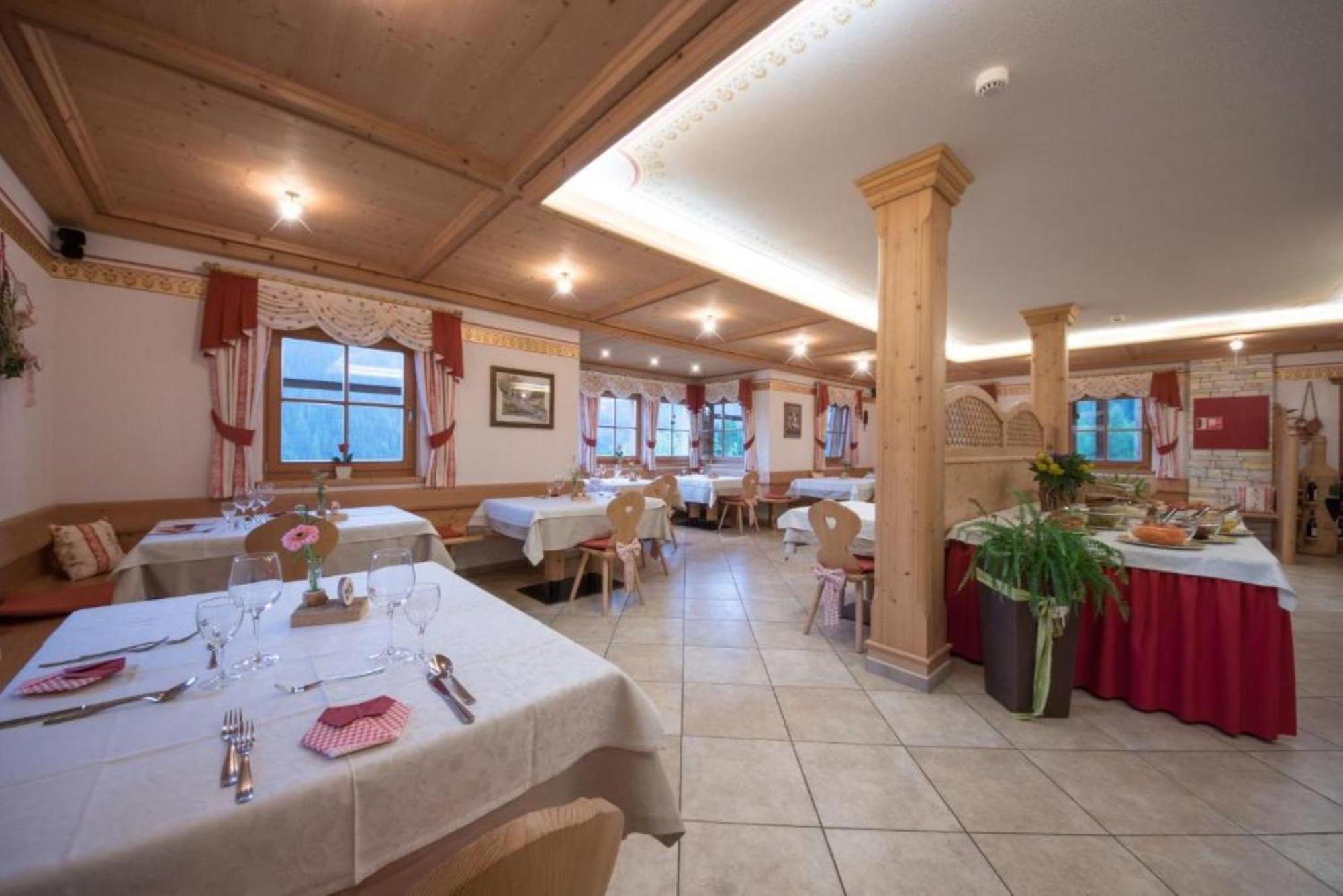 Hotel Pension Odles San Martino in Badia Εξωτερικό φωτογραφία