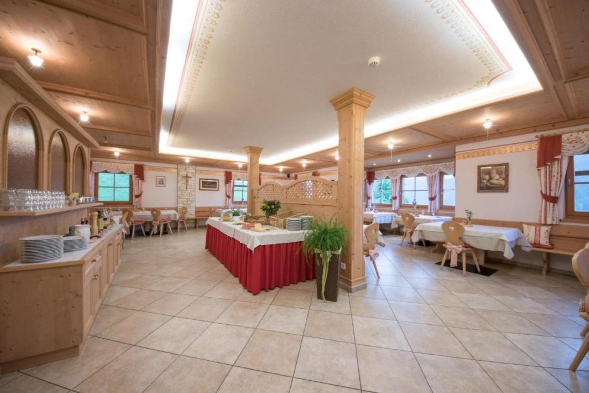 Hotel Pension Odles San Martino in Badia Εξωτερικό φωτογραφία