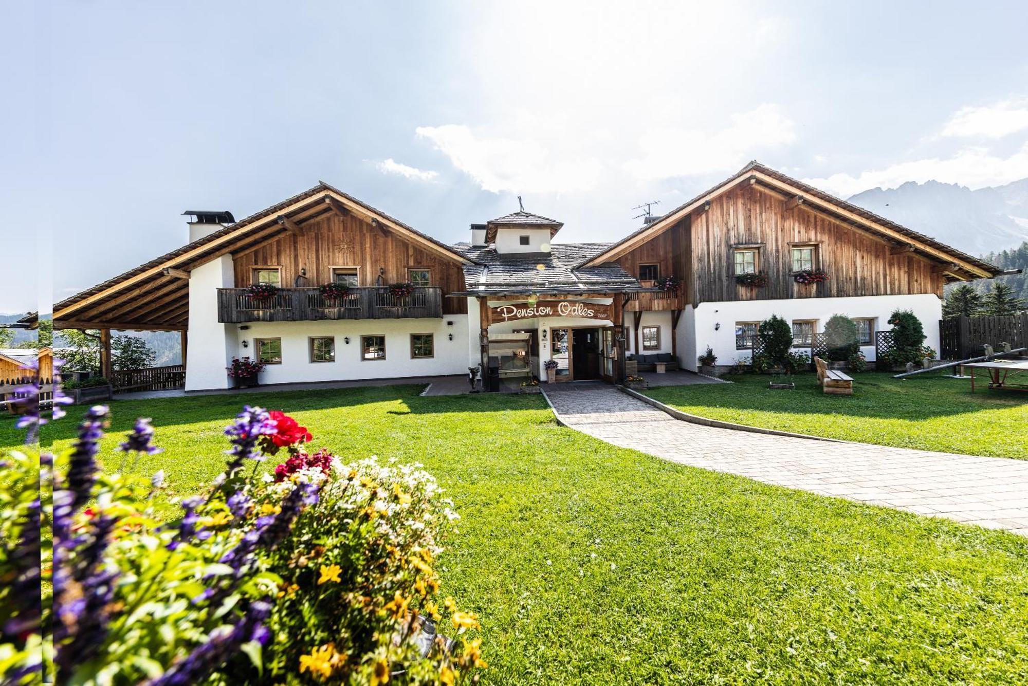 Hotel Pension Odles San Martino in Badia Εξωτερικό φωτογραφία