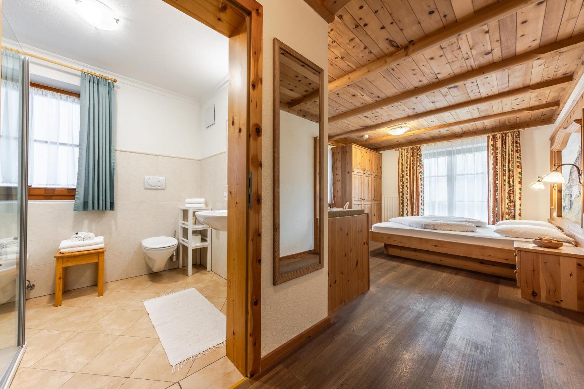 Hotel Pension Odles San Martino in Badia Εξωτερικό φωτογραφία